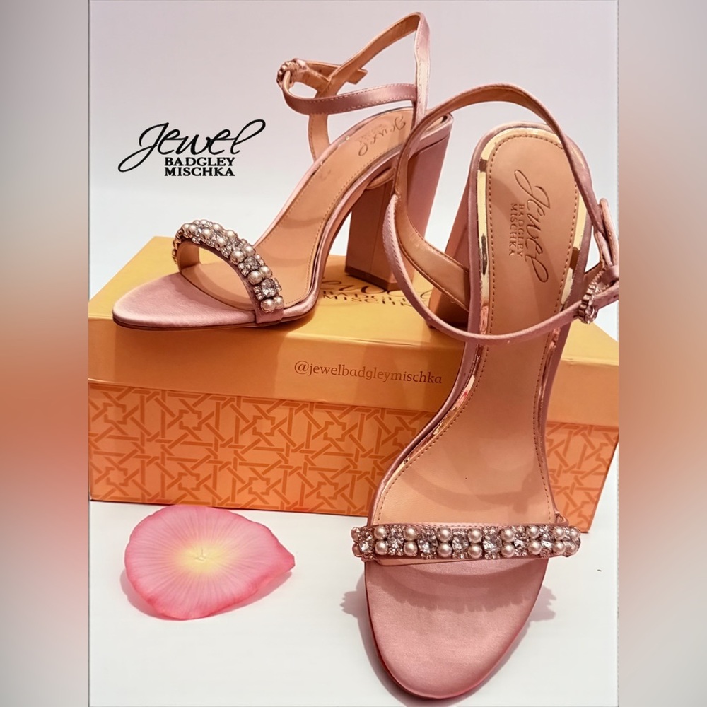 Jewel Badgley Mischka Size 9.5 Giona Block Heel Pastel Pink Shoes NEW IN BOX!